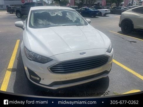 Used 2019 Ford Fusion SE w/ Equipment Group 151A image 1