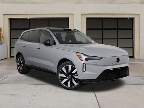 New 2025 Volvo EX90 Plus w/ Protection Package Premier image 18