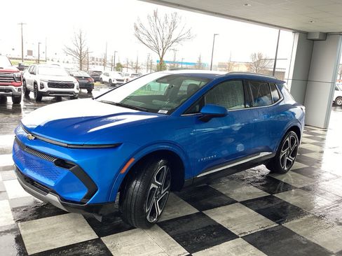 New 2026 Chevrolet Equinox EV LT w/ Convenience Package II image 6