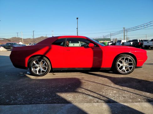 Used 2016 Dodge Challenger SXT Plus image 16