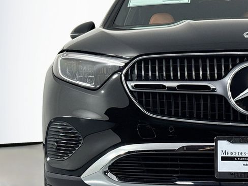 New 2026 Mercedes-Benz GLC 300 image 13