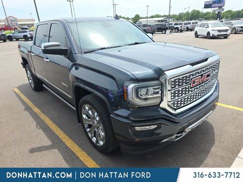 Used 2017 GMC Sierra 1500 Denali w/ Denali Ultimate Package AWD/4WD image 2
