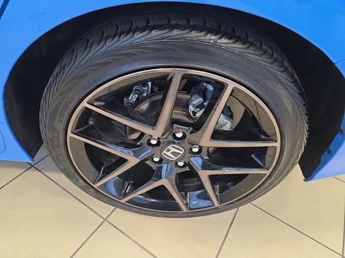 Used 2022 Honda Civic Sport Touring image 10