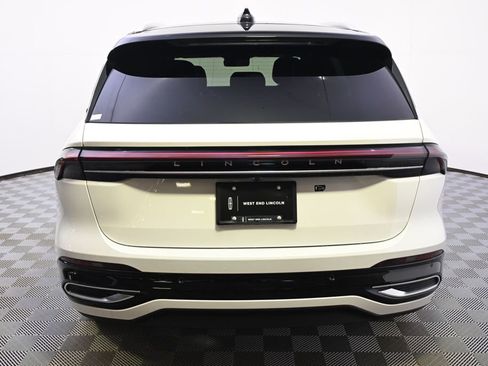 New 2026 Lincoln Nautilus Black Label image 5