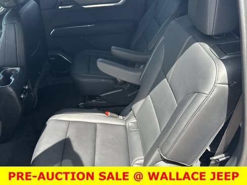 Used 2024 GMC Acadia Elevation w/ Super Cruise Package FWD image 18