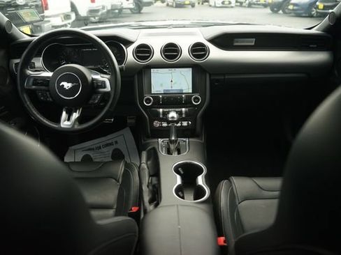 Used 2022 Ford Mustang GT Premium w/ Equipment Group 401A RWD image 16