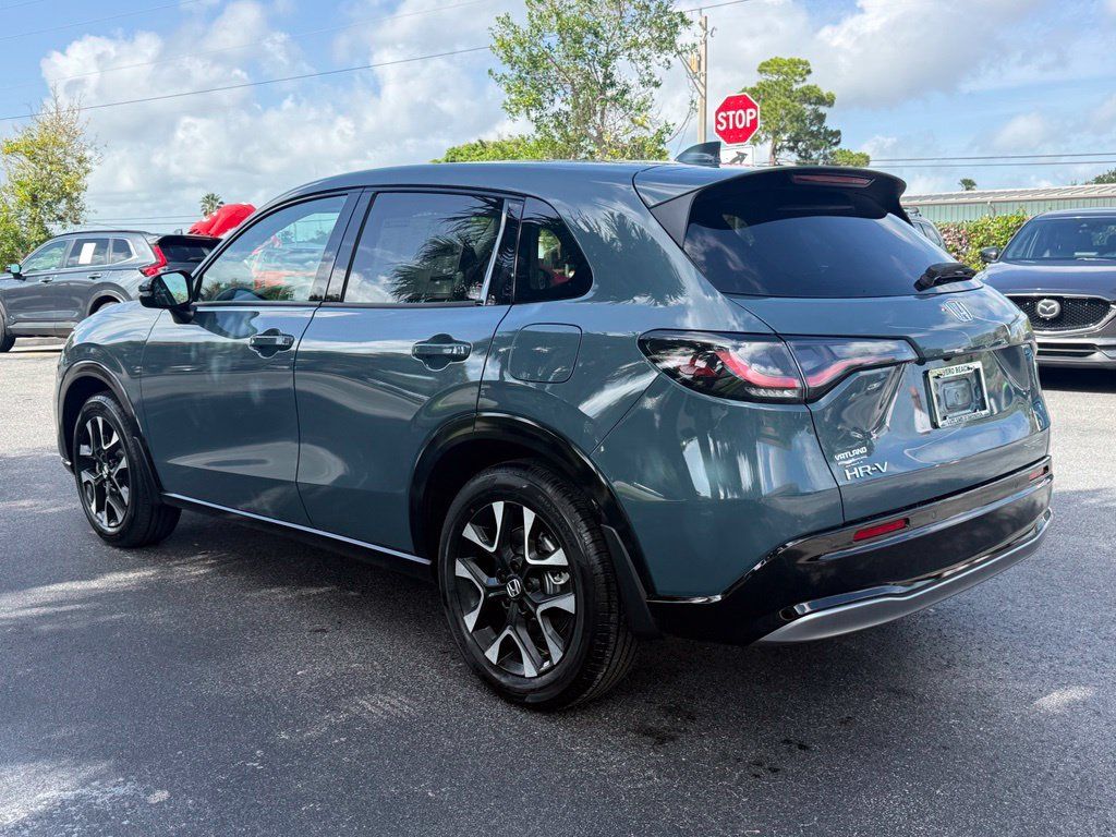 New 2027 Honda HR-V EX-L image 3