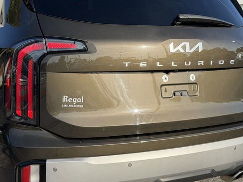 Certified 2024 Kia Telluride EX AWD/4WD image 12