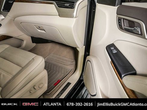 Used 2020 GMC Yukon Denali w/ Open Road Package image 25