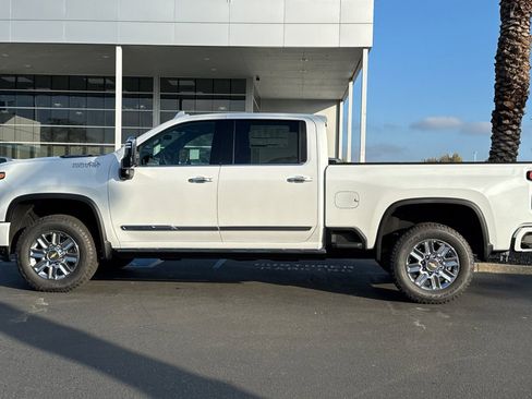 New 2026 Chevrolet Silverado 2500 High Country w/ Technology Package image 6