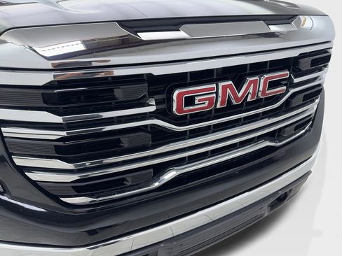 Used 2026 GMC Sierra 1500 SLT image 28