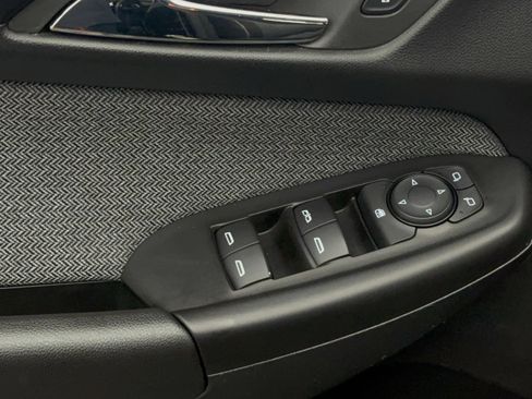 Used 2025 Chevrolet TrailBlazer LT FWD image 14