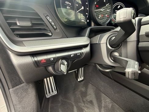 Certified 2024 Porsche 911 Carrera RWD image 23