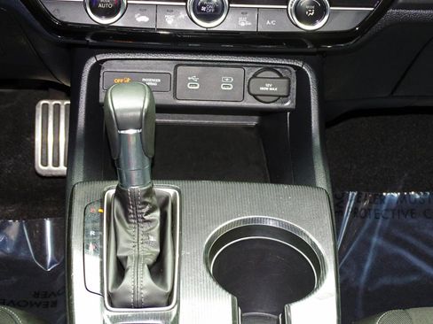 Used 2025 Honda Civic Sport image 19