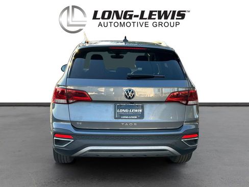 Certified 2023 Volkswagen Taos SE image 5