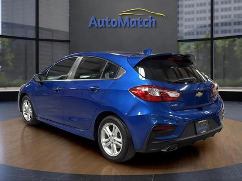 Used 2017 Chevrolet Cruze LT w/ Sun And Sound Package image 7