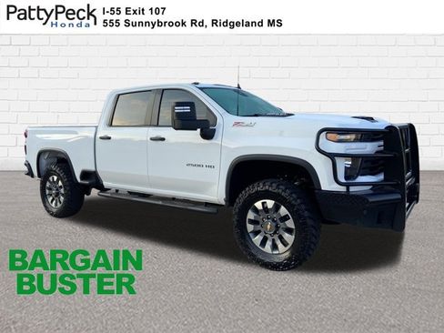 Used 2025 Chevrolet Silverado 2500 Custom AWD/4WD image 1