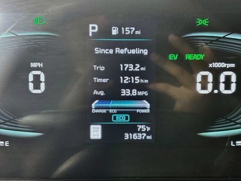 Certified 2023 Kia Niro EX FWD image 15