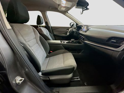 Used 2023 Nissan Rogue SV AWD/4WD image 31