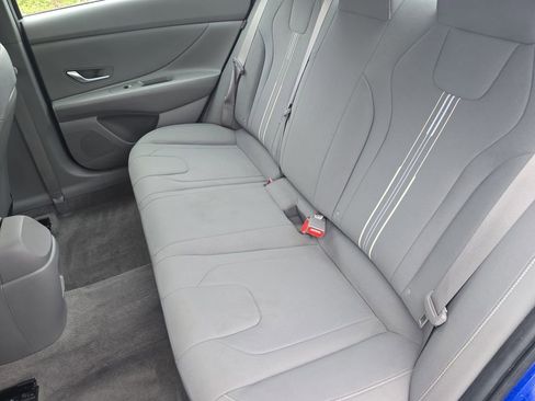 Used 2024 Hyundai Elantra SEL image 13