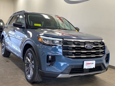 New 2026 Ford Explorer Active w/ Active Comfort Package image 9