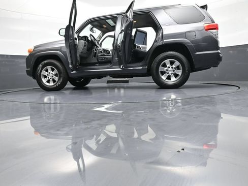 Used 2011 Toyota 4Runner SR5 w/ Premium Pkg w/Leather AWD/4WD image 48