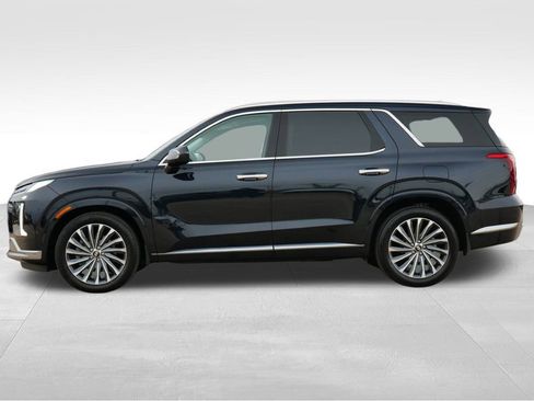 Used 2025 Hyundai Palisade Calligraphy image 4