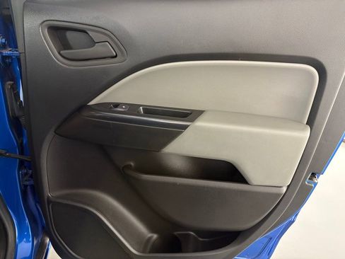 Used 2022 Chevrolet Colorado W/T w/ Custom Special Edition image 40