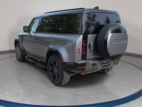 Certified 2024 Land Rover Defender 110 X-Dynamic SE AWD/4WD image 7
