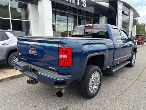 Used 2016 GMC Sierra 2500 Denali w/ Duramax Plus Package image 4