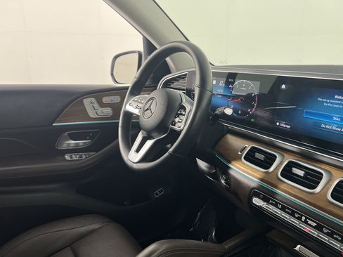 Used 2023 Mercedes-Benz GLE 350 image 10