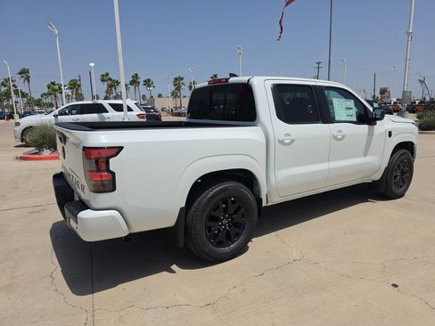 New 2026 Nissan Frontier SV w/ Tow Package RWD image 5