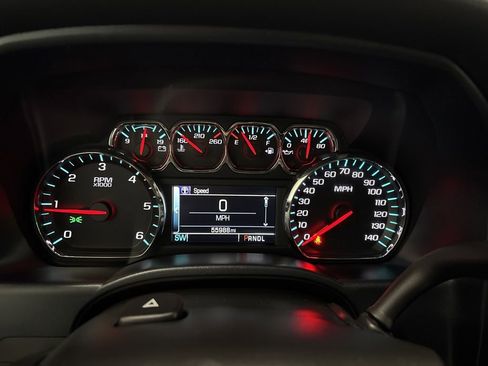 Used 2018 Chevrolet Silverado 1500 LT w/ All Star Edition image 37