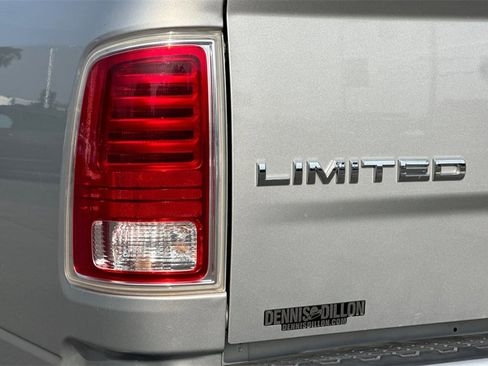 Used 2014 RAM 3500 Laramie Longhorn image 27