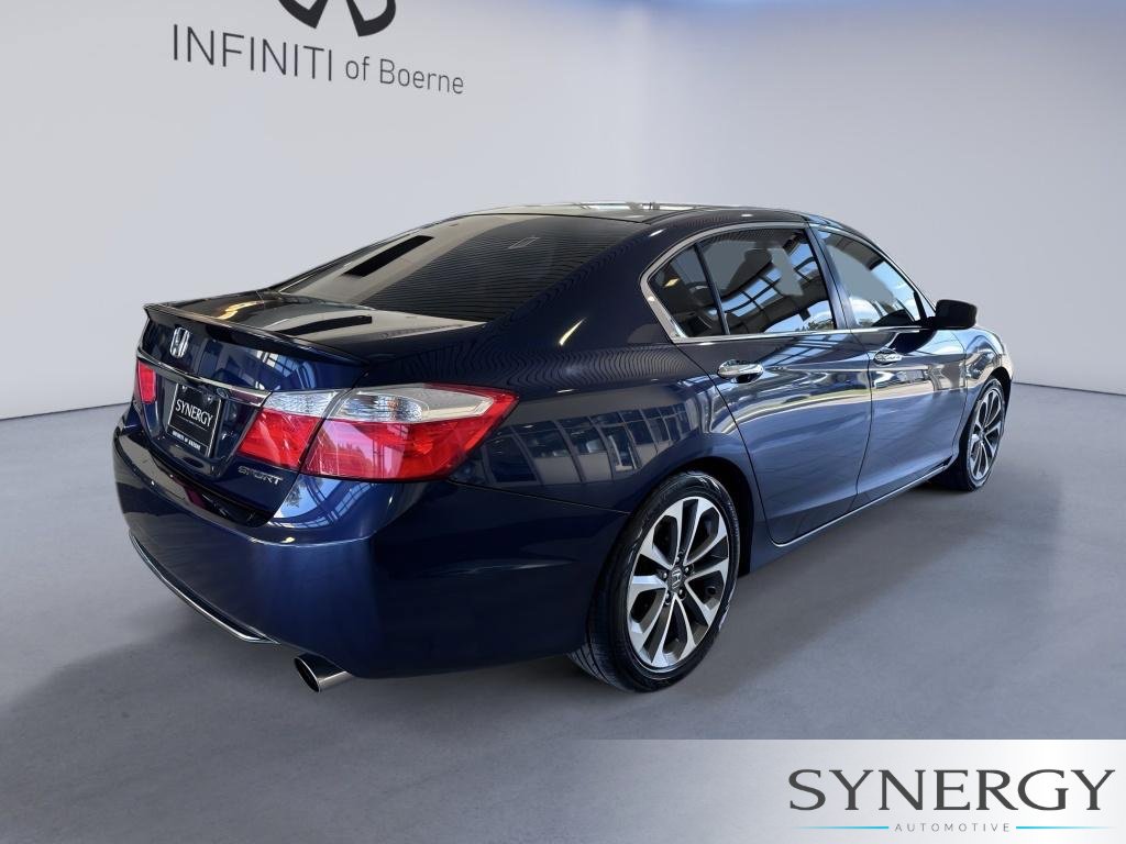 Used 2015 Honda Accord Sport image 5