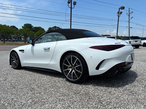 Used 2022 Mercedes-Benz SL 63 AMG 4MATIC image 17