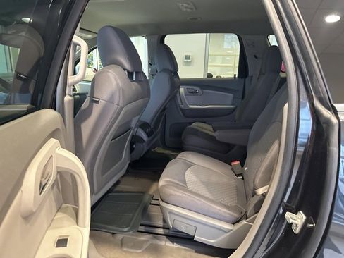 Used 2011 Chevrolet Traverse LT w/ Personal Connectivity Package image 13