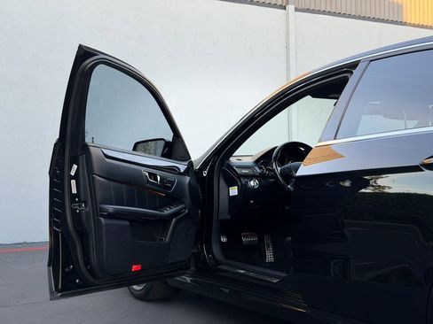 Used 2010 Mercedes-Benz E 63 AMG Sedan image 11