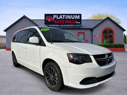 Used 2017 Dodge Grand Caravan SE