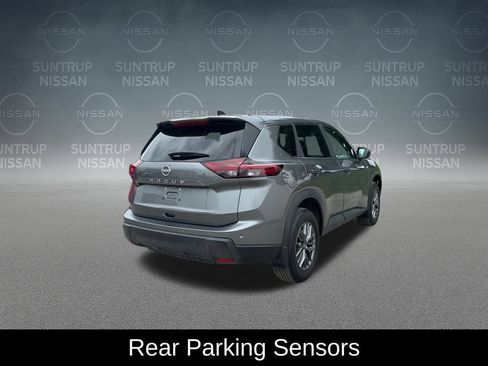 Used 2024 Nissan Rogue S FWD image 7