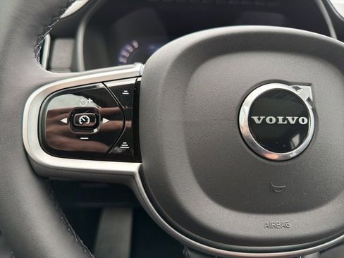 New 2026 Volvo XC90 B6 Plus w/ Protection Package Premier image 20