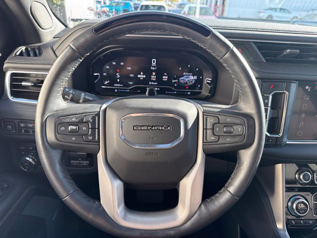 Used 2024 GMC Yukon XL Denali w/ Advanced Technology Package AWD/4WD image 24