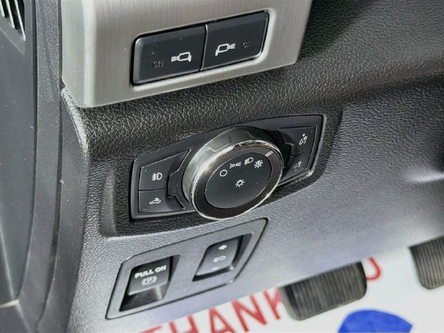 Used 2018 Ford F150 Platinum w/ Technology Package AWD/4WD image 10