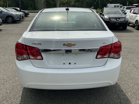 Used 2016 Chevrolet Cruze LT FWD image 6