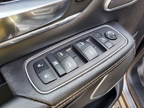 Used 2023 RAM 1500 Laramie image 18