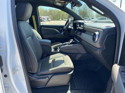 Used 2023 Chevrolet Colorado ZR2 w/ ZR2 Convenience Package III image 28