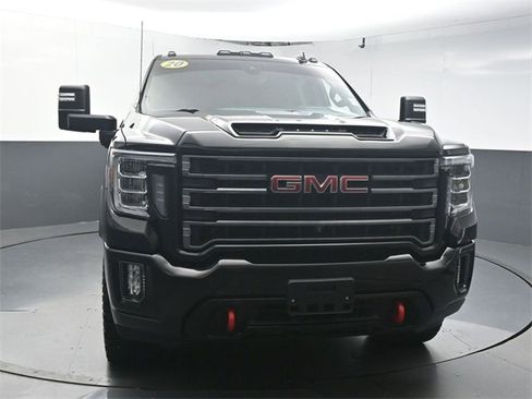 Used 2020 GMC Sierra 2500 AT4 w/ AT4 Premium Package image 3