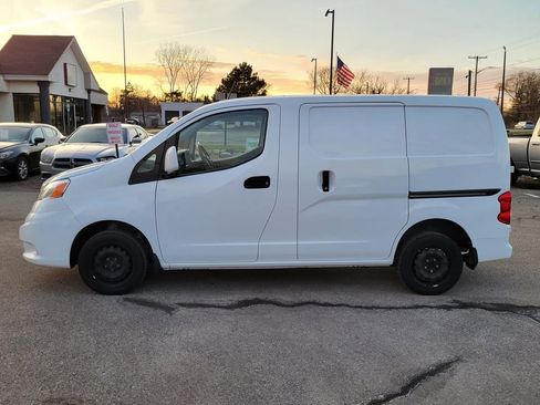 Used 2021 Nissan NV200 SV FWD image 3