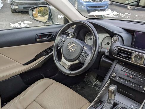 Used 2018 Lexus IS 300 AWD w/ Comfort Package image 30