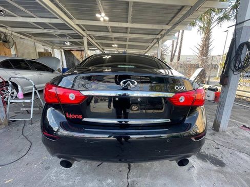 Used 2016 INFINITI Q50 3.0t Premium w/ Driver Assistance Package RWD image 4